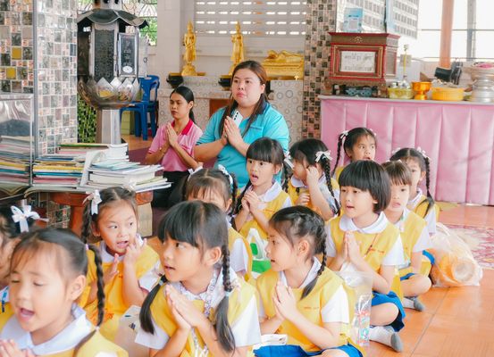 โรงเรียนปรีชานุศาสน์